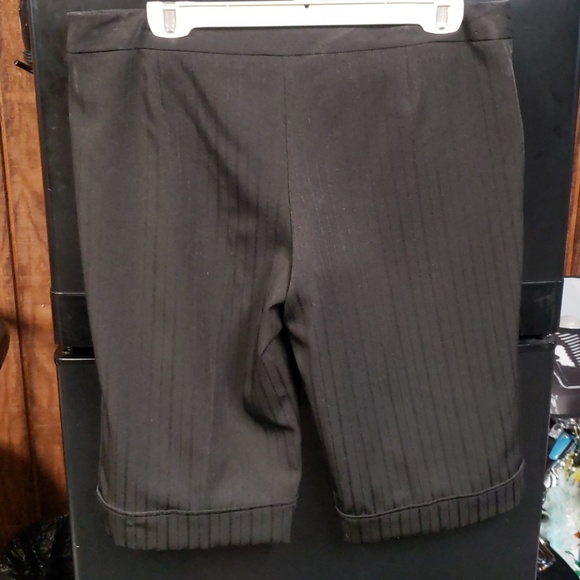 Capris - Picture 2 of 2